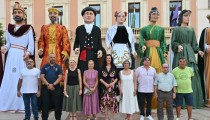 Almería pone en valor la tradición de los Gigantes con una exposición y un libro