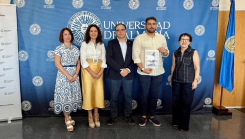 La Asociación Española Contra el Cáncer concede su IV Beca Predoctoral a la UAL