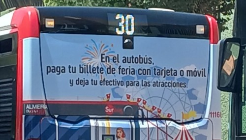 El Ayuntamiento refuerza el autobús durante la Feria con ocho líneas especiales