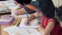 La Junta de Andalucía destina 50 millones a la gratuidad de libros de texto