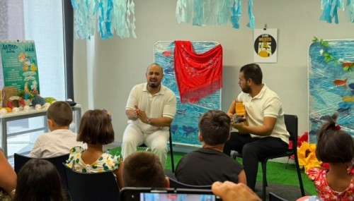 Niños y mayores disfrutan del flamenco con Cristo Heredia en el Aula del Mar