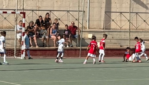 Más de 550 jugadores compiten en el Torneo de Feria de Fútbol Sala