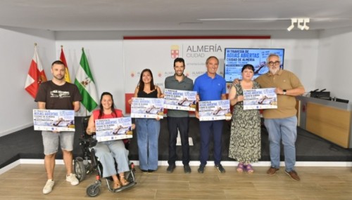 La VI Travesía de Aguas Abiertas Ciudad de Almería Carlos Tejada busca superar los 250 participantes