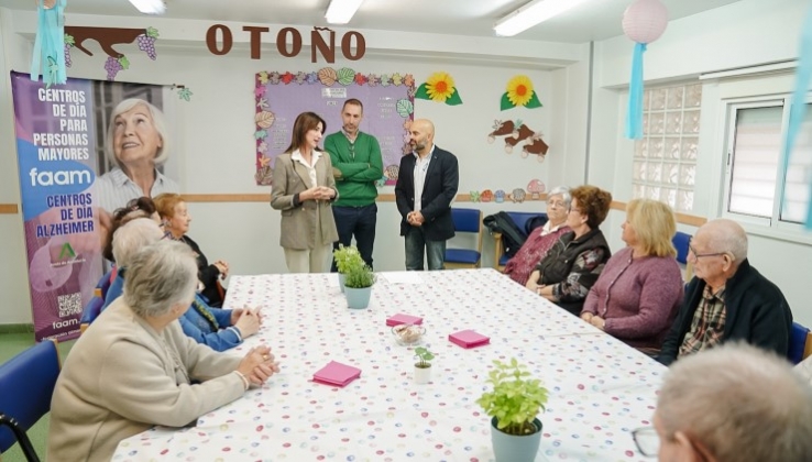 El proyecto Caf&eacute; y V&iacute;nculos previene la soledad no deseada en los mayores