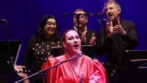 La cantaora Ana Mar protagoniza la tercera velada del ciclo Plazeando