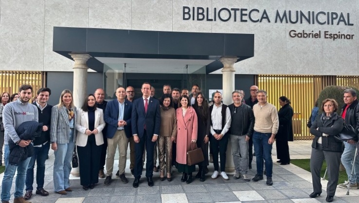 La biblioteca municipal de Hu&eacute;rcal-Overa vuelve a abrir tras su rehabilitaci&oacute;n