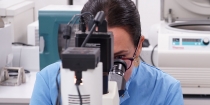 Cient&iacute;ficos dise&ntilde;an unas &lsquo;tijeras moleculares&rsquo; que frenan la infecci&oacute;n del VIH