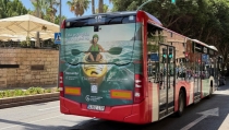 La campa&ntilde;a 'Protege la piel del sol' recorre los barrios costeros de Almer&iacute;a