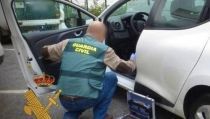 Cuatro detenidos en N&iacute;jar por robar en viviendas y en el interior de veh&iacute;culos