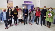 El IES El Palmeral de Vera inaugura un Pasillo Violeta por el 8M