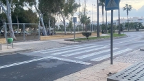 Almer&iacute;a mejora el alumbrado en los pasos de peatones de El Toyo