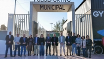Pulp&iacute; inaugura el Polideportivo San Miguel tras las obras de reforma