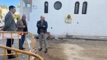 Las obras de mejora en varias calles de Agua Amarga avanzan a buen ritmo