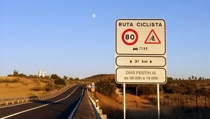 Tr&aacute;fico intensifica la vigilancia en carreteras frecuentadas por ciclistas