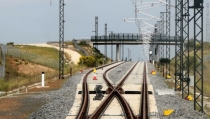 El Gobierno autoriza licitar por 19,2 millones los desv&iacute;os del AVE Lorca-Vera