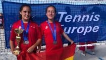 Las hermanas Ana y Mar&iacute;a G&oacute;mez ganan tres medallas en el Campeonato de Europa de Tenis Playa