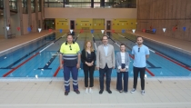 Carboneras adjudica los servicios deportivos de la piscina municipal