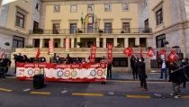 Los sindicatos se movilizan por el salario m&iacute;nimo y las reformas laboral y de pensiones