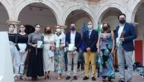 Educaci&oacute;n rinde homenaje a quienes lograron que el curso finalizara con &eacute;xito