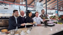 La I Semana Gastron&oacute;mica del Toro de Lidia arranca con un showcooking en el Mercado Central de Almer&iacute;a