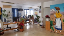 Las consultas en la Oficina de Turismo de Moj&aacute;car aumentaron un 15% en 2024