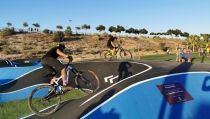 Vera inaugura su nuevo circuito de &lsquo;Pump Track&rsquo; en el Parque de la Rambla