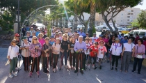 M&aacute;s de 200 personas participan en la II Marcha N&oacute;rdica de V&iacute;car