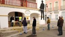 Entregan 50 mascarillas a los mayores de 16 a&ntilde;os empadronados en Tabernas