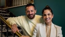 Pep&oacute;n Nieto y Toni Acosta llevan 'El anfitri&oacute;n' al escenario del Maestro Padilla