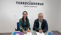 El Centro Comercial Torrec&aacute;rdenas y El Saliente, con los afectados por la DANA