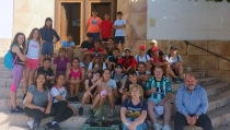 El Proyecto Algarrobo de Dal&iacute;as finaliza con la siembra de una decena de &aacute;rboles
