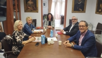 El Ayuntamiento de Almer&iacute;a se suma a la campa&ntilde;a de la Mesa del Ferrocarril