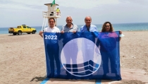 Vera mejora el equipamiento y los servicios de sus playas este verano