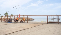 Las playas de Roquetas mejorar&aacute;n la accesibilidad con nuevas pasarelas de madera