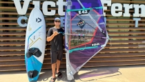 V&iacute;ctor Fern&aacute;ndez se mantiene segundo en la lucha por ganar el mundial de windsurf