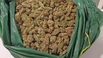 Cuatro detenidos en Almer&iacute;a por llevar 2,5 kilos de marihuana en un veh&iacute;culo