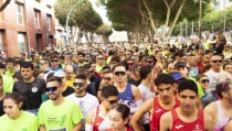 La II Carrera Almer&iacute;a en Marcha contra el C&aacute;ncer re&uacute;ne a cerca de 2.000 participantes
