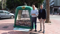 Llega a Almer&iacute;a el primer contenedor transparente para el reciclaje de vidrio