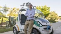 Un profesor de la UAL crea un software para usar robots m&oacute;viles en hospitales