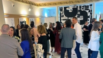 La artista Ingrid Haubrich expone su obra en la sede del IAM en Almer&iacute;a