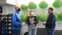 La Piscina Municipal de Adra lanza una campa&ntilde;a para reanudar y ampliar servicios