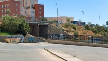 Comienza la demolici&oacute;n del paso superior de la carretera de N&iacute;jar en Almer&iacute;a