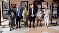 Las universidades de Carlos V y el fot&oacute;grafo Crist&oacute;bal Carretero, en la UAL