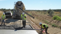 La Junta hace posible la mejora de casi 600 km de caminos rurales de Andaluc&iacute;a