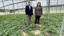Carmen Crespo valora la apuesta de Almer&iacute;a por el control biol&oacute;gico de plagas