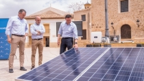 Contin&uacute;a la instalaci&oacute;n de sistemas fotovoltaicos en municipios de la provincia
