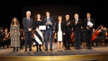 Mariani Mauro gana el Concurso de Direcci&oacute;n de Orquesta 2024 de la UAL