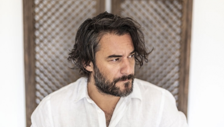 Manuel Jabois y Mar&iacute;a de los &Aacute;ngeles Lonardi conversan sobre literatura en Almer&iacute;a