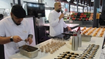 La carne de toro protagoniza dos showcookings en el espacio gastron&oacute;mico del Mercado Central de Almer&iacute;a