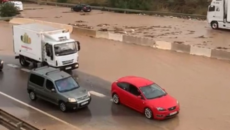 Emergencias 112 atiende cerca de 40 incidencias por las lluvias en Almer&iacute;a